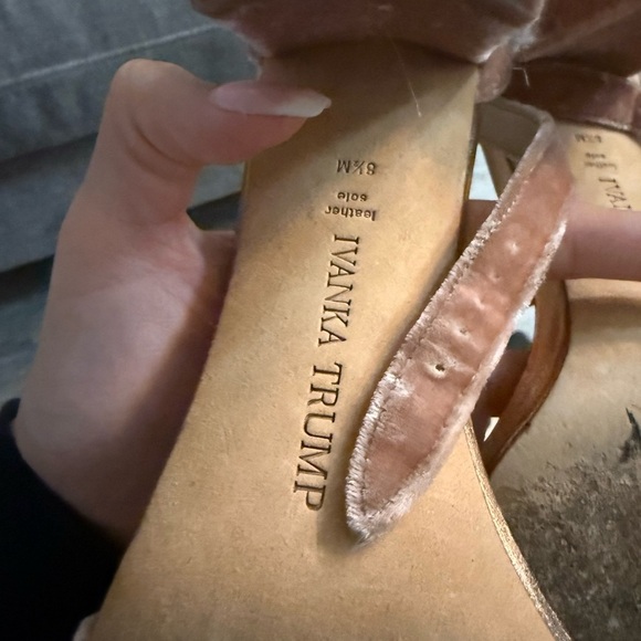 Ivanka Trump Dusty Pink Velvet Chunky Heels - Picture 5 of 5